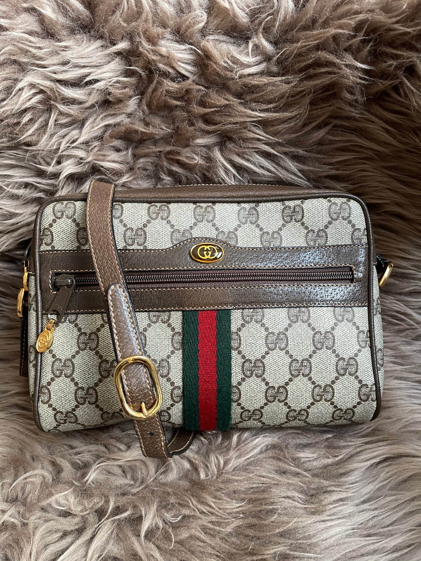 Preloved Vintage Gucci Ophidia or Sherry Line shoulder bag