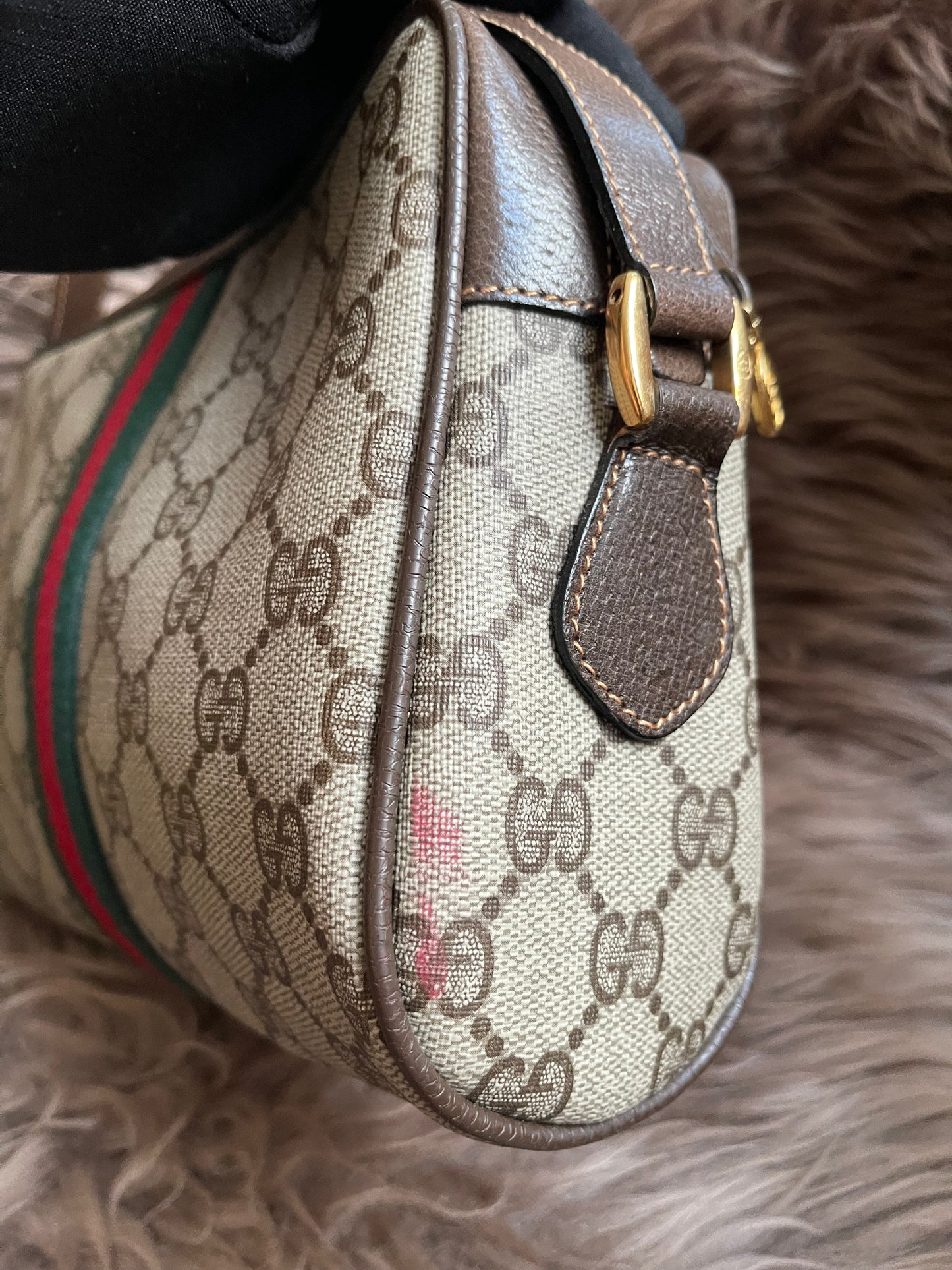 Preloved Vintage Gucci Ophidia or Sherry Line shoulder bag