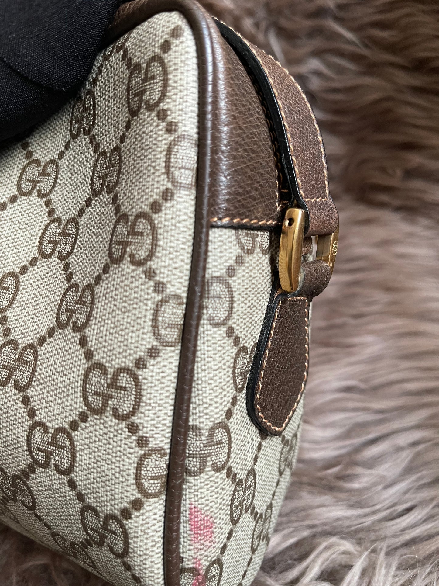 Preloved Vintage Gucci Ophidia or Sherry Line shoulder bag