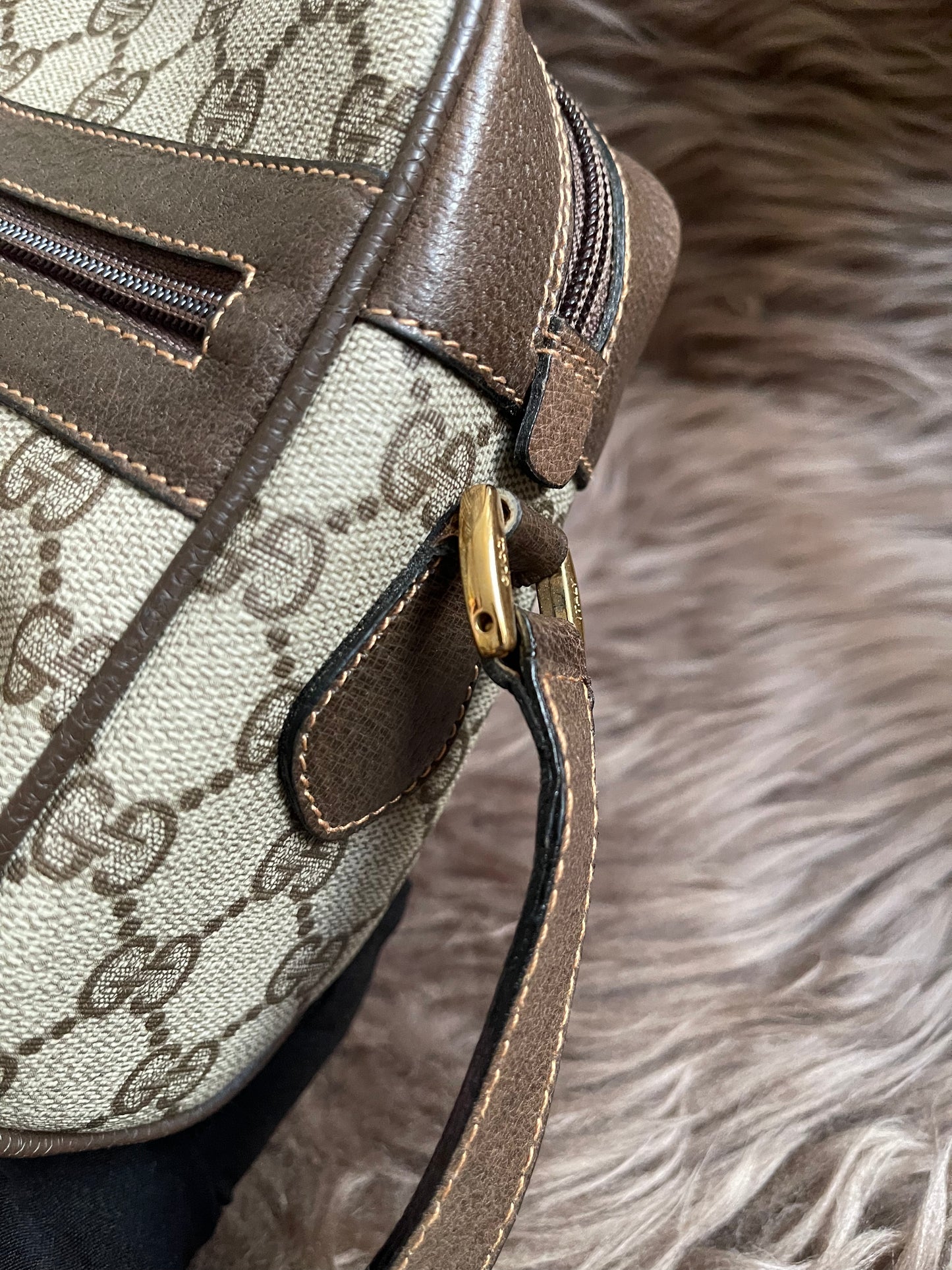 Preloved Vintage Gucci Ophidia or Sherry Line shoulder bag