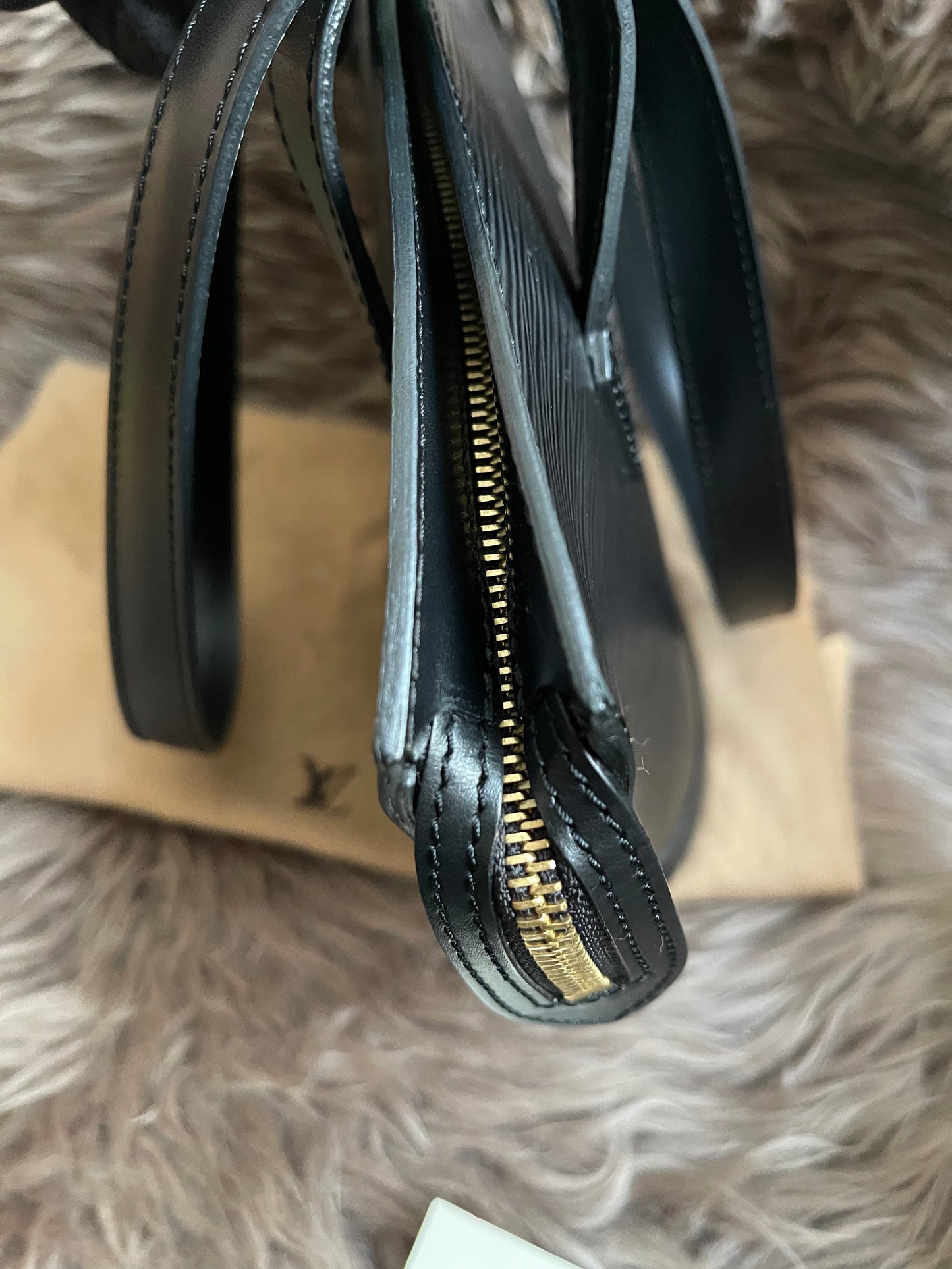 Preloved Louis Vuitton Saint Jacques