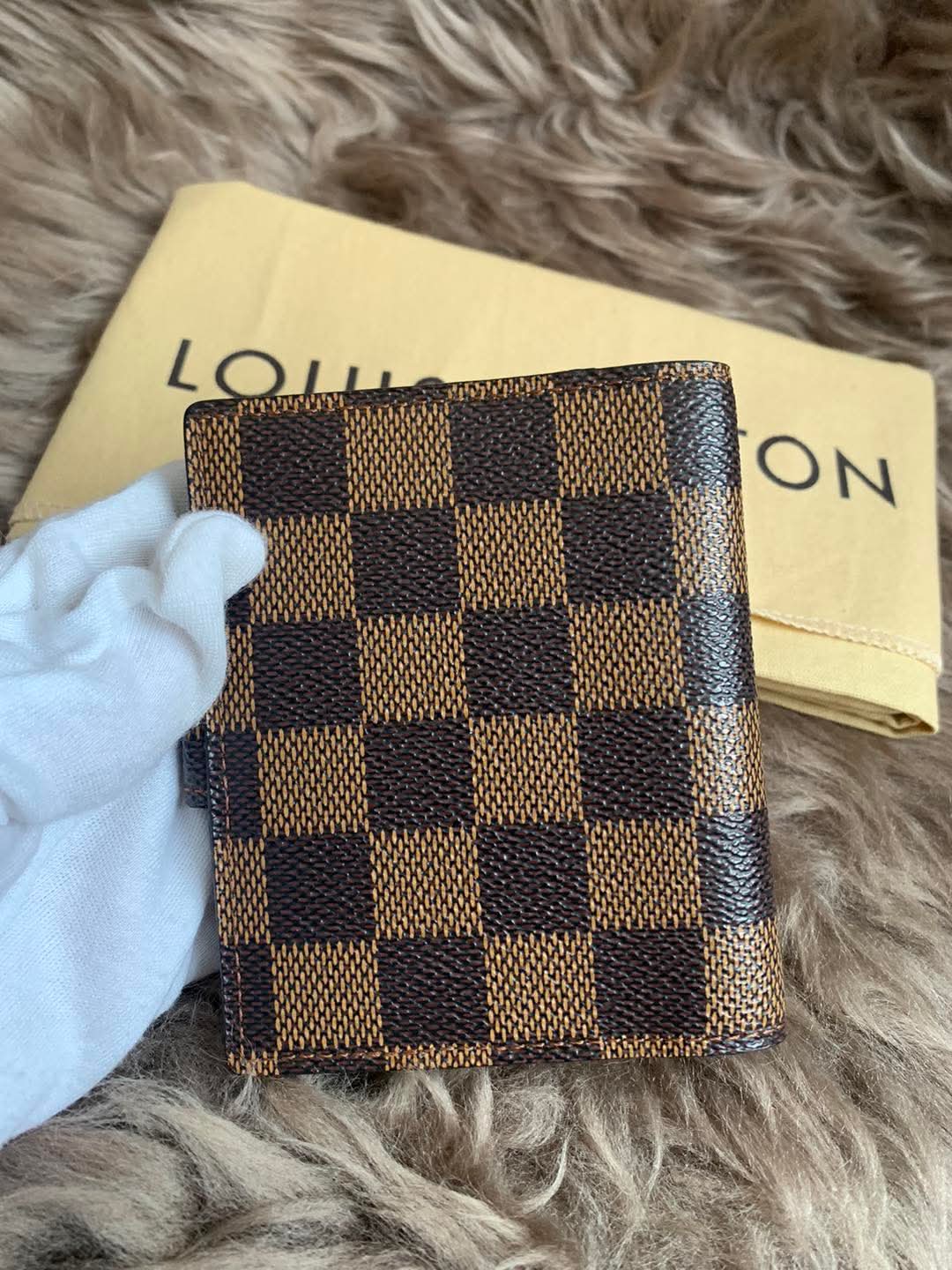 Louis Vuitton Mini Agenda Damier Ebene (Card Holder )