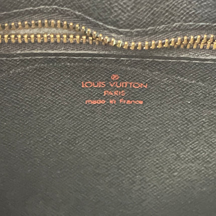 Preloved Authentic  Louis Vuitton Epi Trocadero 27