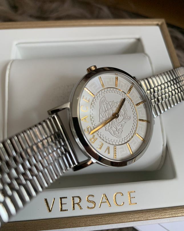 VERSACE V-ESSENTIAL VEK4005/21
Women's watch