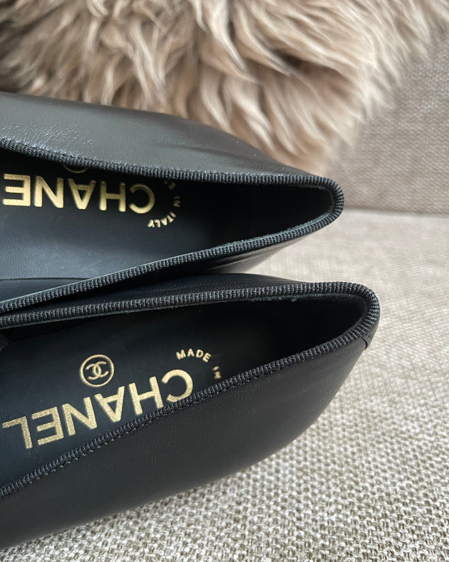 Preloved Authentic Chanel Ballet Flats — Black Lambskin & Patent Cap Toe (Size 35½)