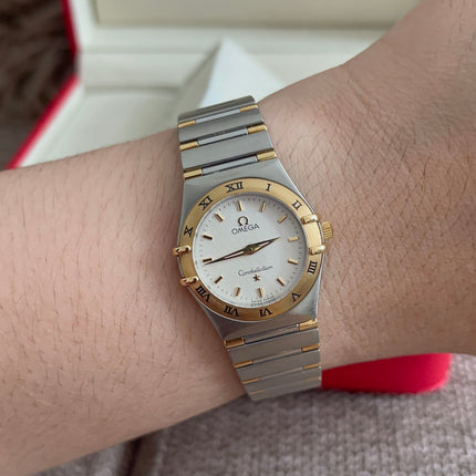 Preloved Authentic Omega Constellation 22.5 mm, Steel - Yellow Gold on Steel - Gold Full Bar
