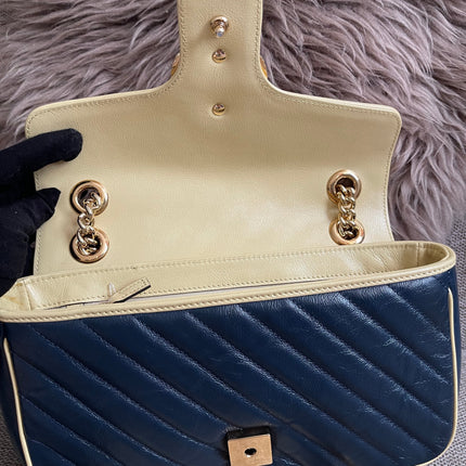 Preloved Authentic Gucci GG Marmont Small Shoulder Bag — Bicolor Red & Navy Matelassé