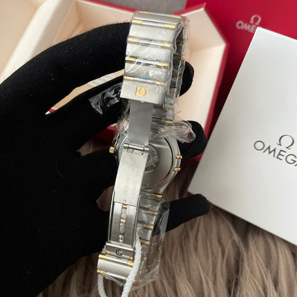 Preloved Authentic Omega Constellation 34mm/17cm, steel ‑ yellow gold on steel ‑ gold full bar