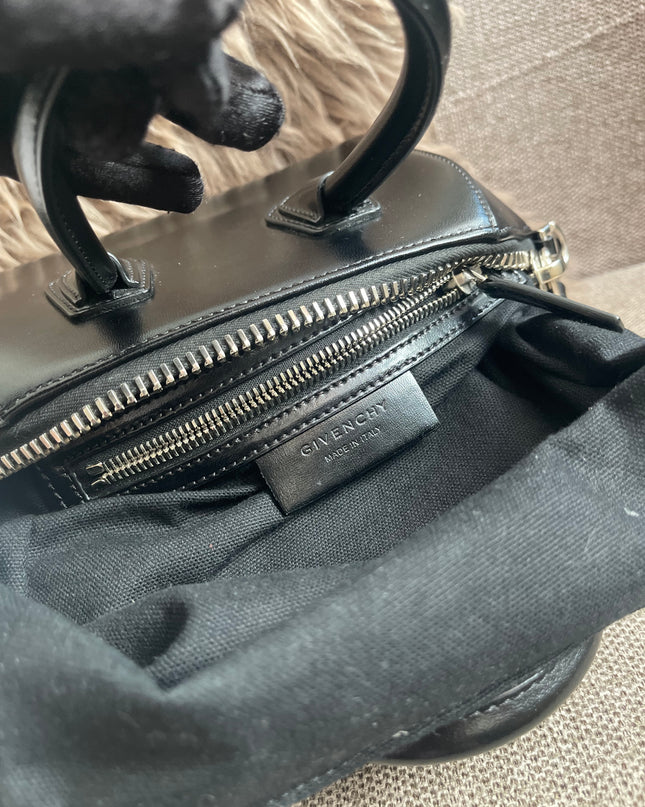 Preloved Authentic Givenchy Mini Antigona Bag Black Calf Leather