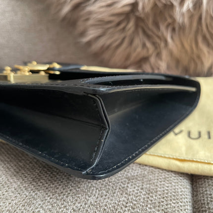 Preloved Authentic Louis Vuitton Epi Leather Sellier Dragonne Clutch – Black (Noir)