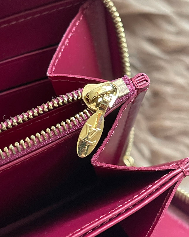Preloved Authentic Louis Vuitton Vernis Zippy Wallet