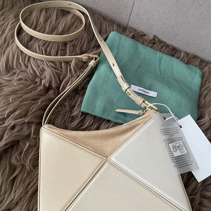 Preloved Authentic Mlouye Flex Mini