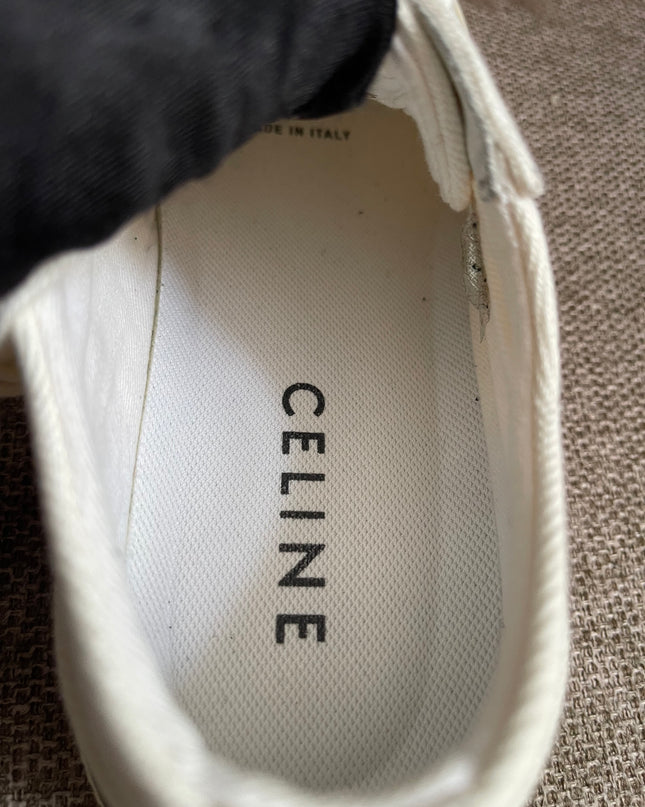 Preloved Authentic Celine Alan Sneaker with Triomphe in Canvas Off-White