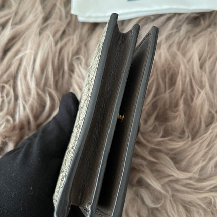 Preloved Authentic GG Supreme Gucci bifold wallet