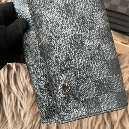 Preloved Authentic Rank A- Louis Vuitton Damier Graphite long wallet with removable insert