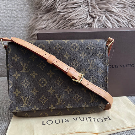 Preloved Authentic Louis Vuitton Musette Tango — Monogram Canvas