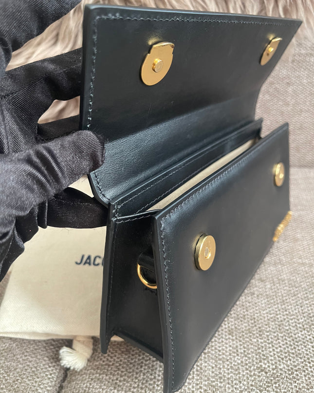 Preloved Authentic Jacquemus Le Chiquito Long – Black