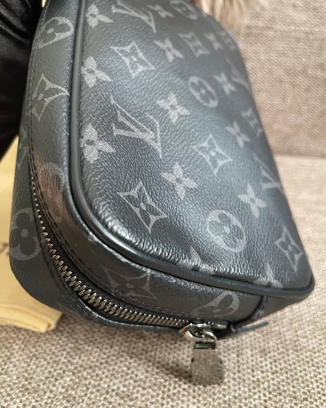 Preloved Authentic Louis Vuitton Monogram Eclipse Toiletry Pouch 25