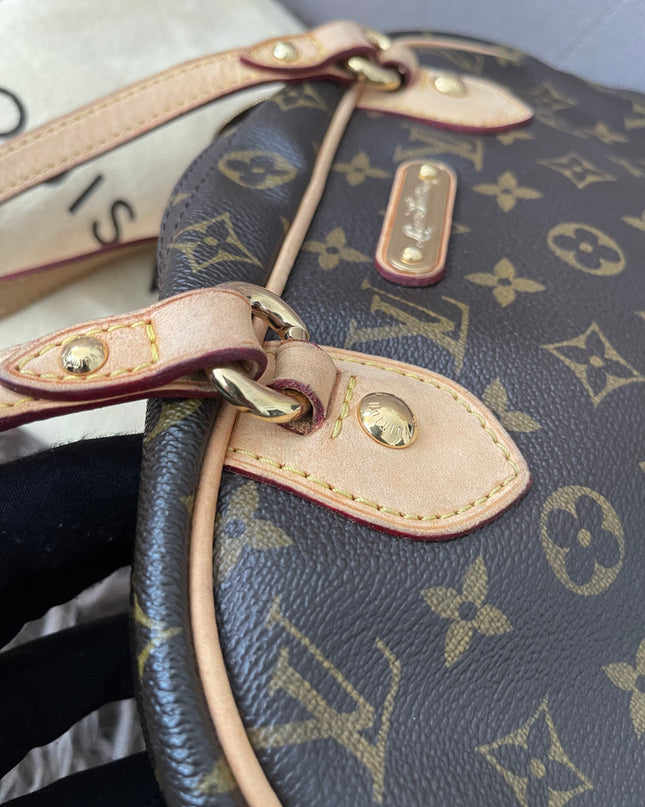 Preloved Authentic Louis Vuitton Montorgueil PM bag in monogram canvas
