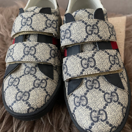 Preloved Authentic Gucci Kids Ace Sneakers (GG Supreme) sz 31