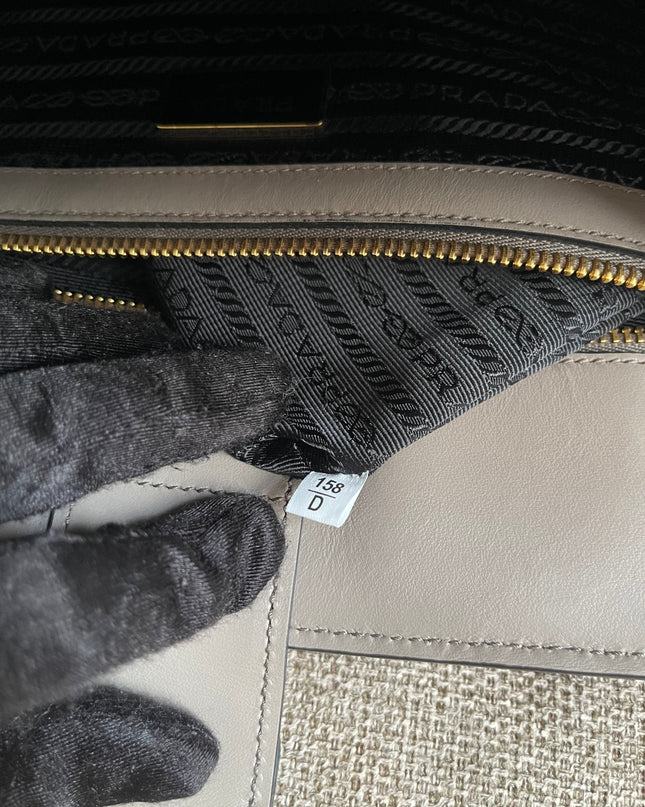 Preloved Authentic Prada Saffiano Lux Tote