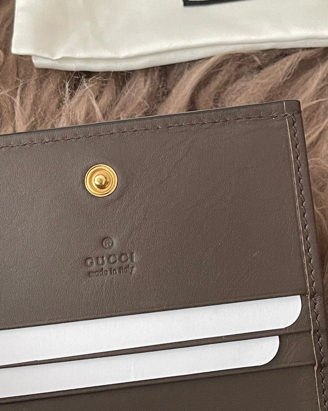Preloved Authentic GG Supreme Gucci bifold wallet