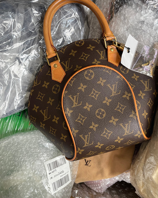 BIG DROP! Preloved Louis Vuitton 2000 Ellipse PM handbag w/provided strap