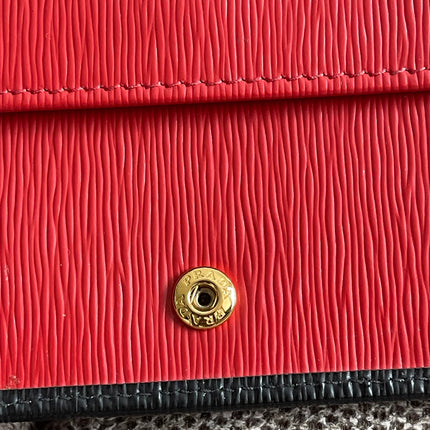 Preloved Authentic Prada Portafoglio Verticale Piccolo Small Vertical Wallet
