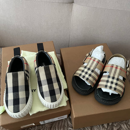 Burberry bundle set kids eur 27-28