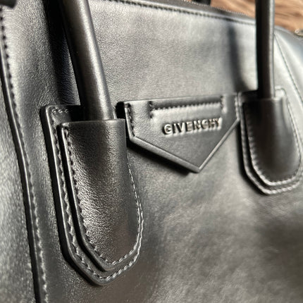 Preloved Authentic Givenchy Antigona Soft Small Bag Black Leather