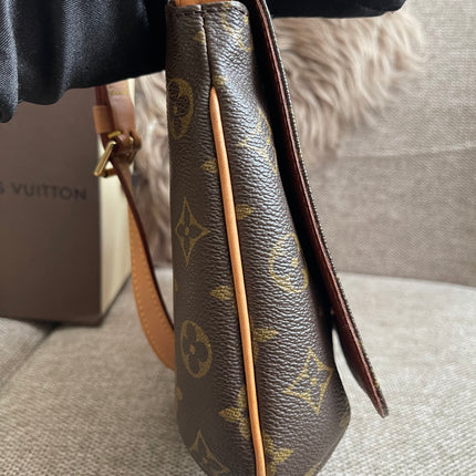 Preloved Authentic Louis Vuitton Musette Tango — Monogram Canvas