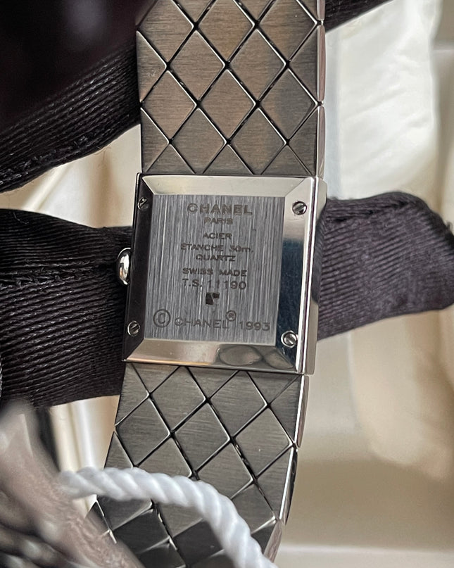 Preloved Authentic Chanel Matelassé Bangle Watch – Silver/Black Dial | Full Set