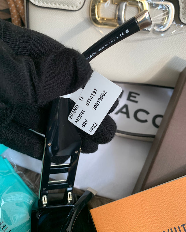 Tiffany & Co Sunglasses in Accetate Black