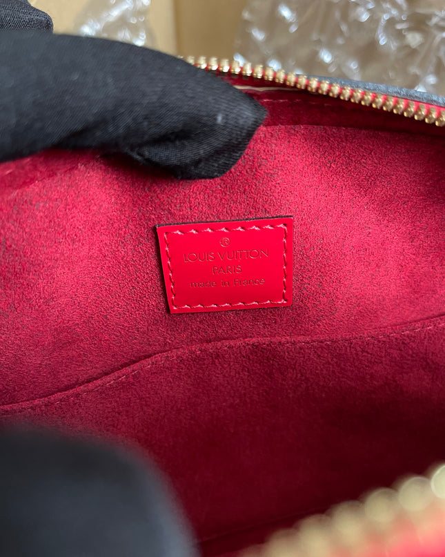 Preloved Louis Vuitton Red Epi Jasmin Handbag w/provided strap