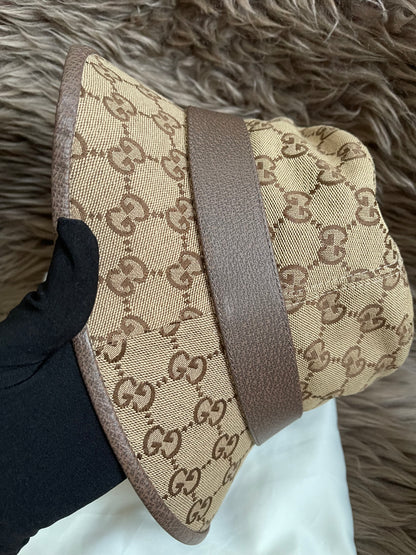 UNUSED GUCCI GG CANVAS BUCKET HAT
