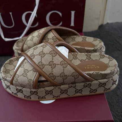 Preloved Authentic GUCCI designer slide sandals for women SZ38