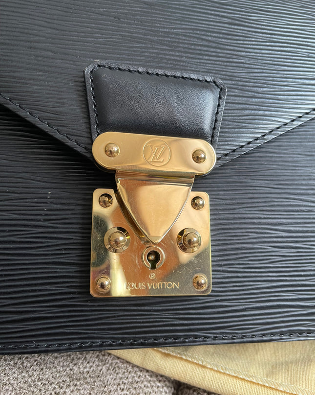 Preloved Authentic Louis Vuitton Epi Leather Sellier Dragonne Clutch – Black (Noir)