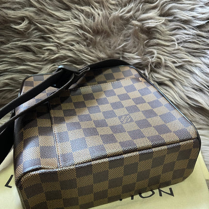 BIG DROP!! Preloved Louis Vuitton 2004 Olav PM shoulder bag
