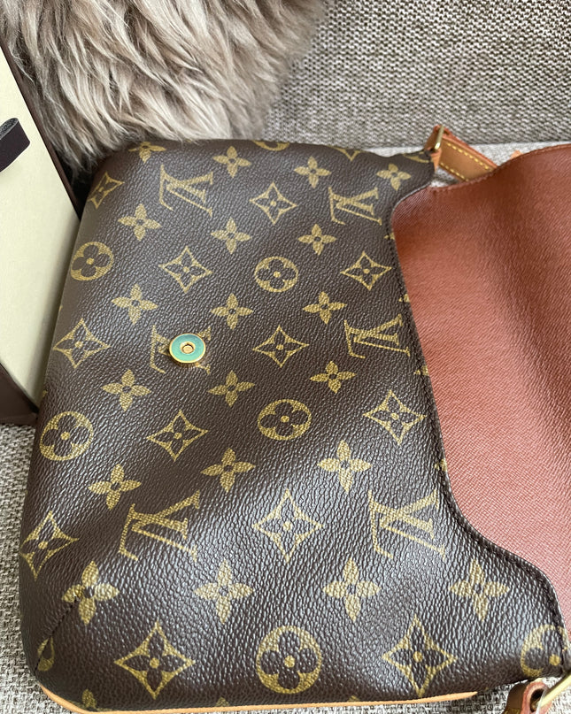 Preloved Authentic Louis Vuitton Musette Tango — Monogram Canvas