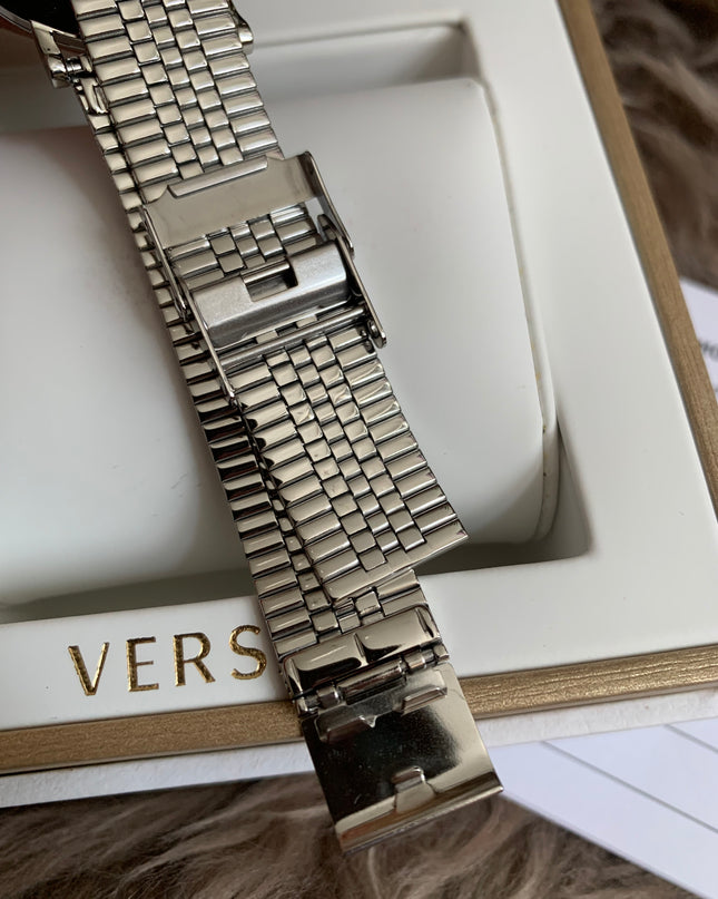 VERSACE V-ESSENTIAL VEK4005/21
Women's watch