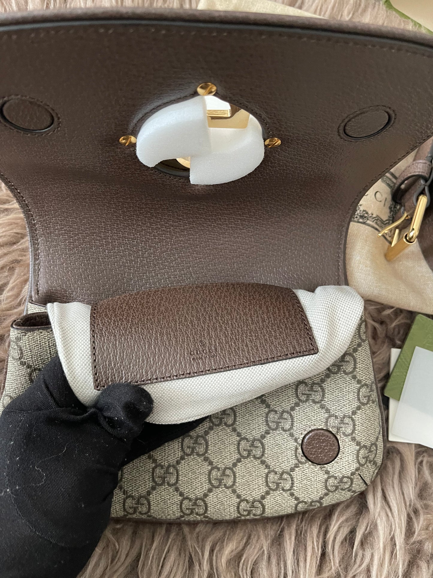 Preloved Authentic Unused Gucci Blondie Belt Bag