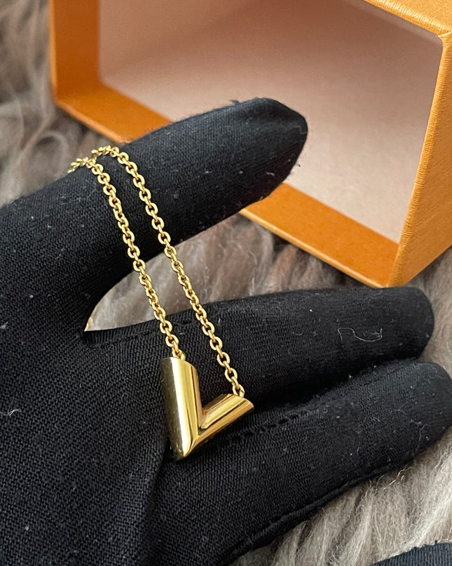 Preloved Authentic Essential V Necklace