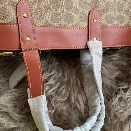 COACH Field Tote in Signature Canvas with Horse & Carriage Print