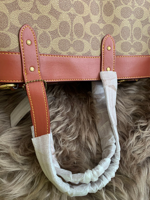 COACH Field Tote in Signature Canvas with Horse & Carriage Print