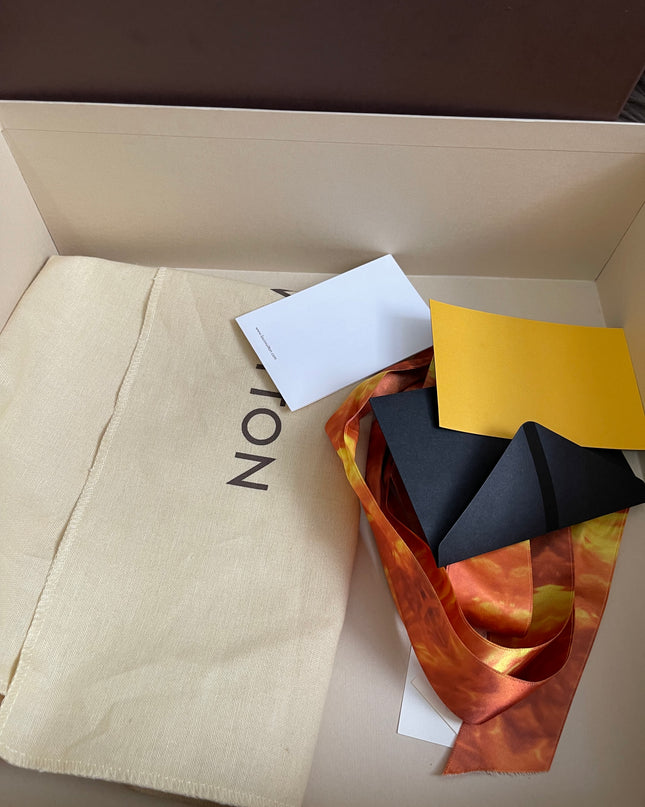 Preloved Louis Vuitton 2005 Nil messenger bag