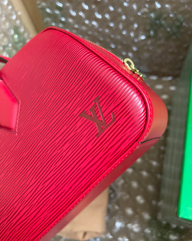 Preloved Louis Vuitton Red Epi Jasmin Handbag w/provided strap