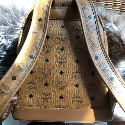 Preloved  MCM Stark Side Studs Backpack