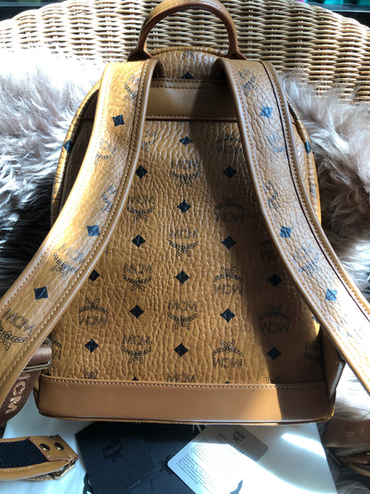 Preloved  MCM Stark Side Studs Backpack