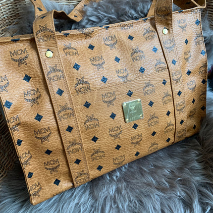 MCM Cognac Visetos Coated Canvas Medium Heritage Top Zip Shopper Tote