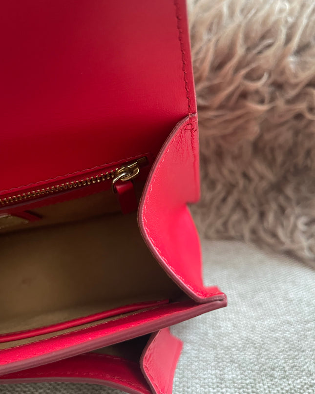 Preloved Authentic MCM Patricia Top Handle Bag – Fiesta Red with Cognac Visetos Panel